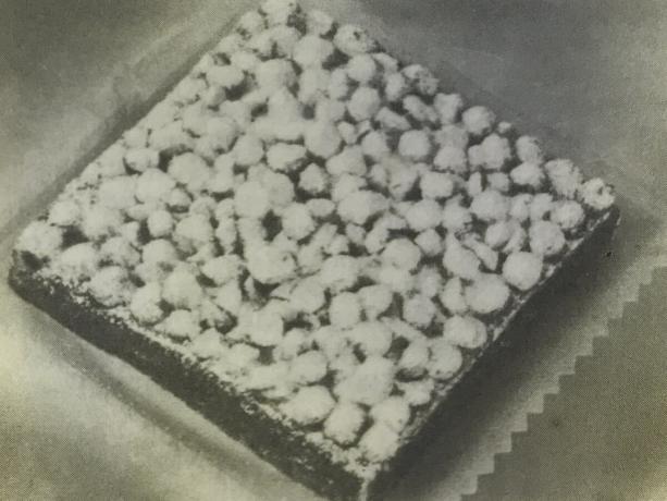 Fantasy tort. Fotografie din cartea „Producerea de prăjituri și plăcinte,“ 1976 