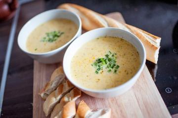 Supa de brânză topită: Top 3 retete