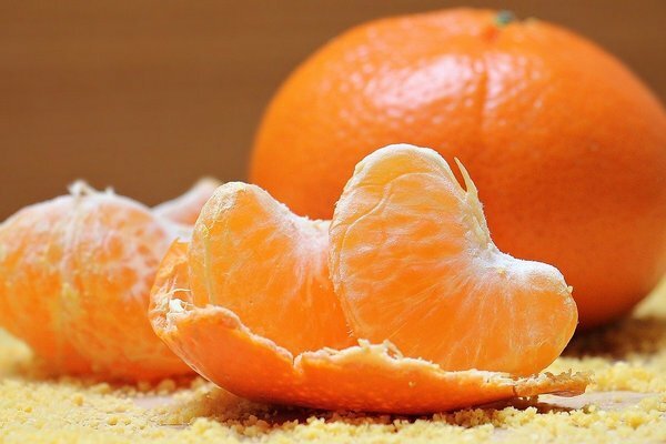 Consumul de kilograme de mandarine poate provoca probleme cu stomacul (Foto: Pixabay.com)