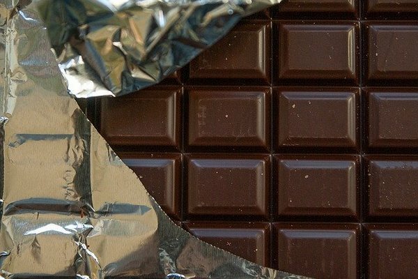 Este suficient să mâncați câteva bucăți de ciocolată pe zi pentru a ajuta creierul să funcționeze (Foto: pixabay.com)