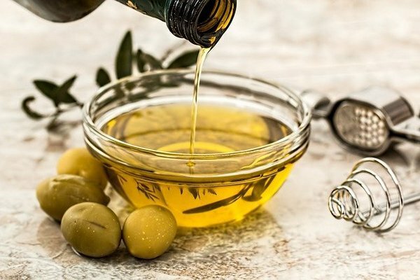 Uleiul de măsline este bun pentru dvs., dar nu ar trebui să-l utilizați prea des. (Foto: Pixabay.com)