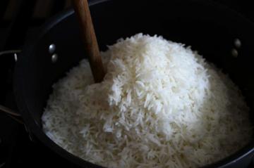 Cum de a găti garnitura de orez crocant?