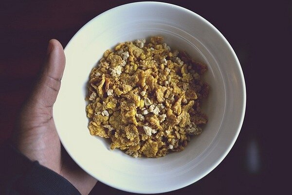  Mai ales nu vă lăsați purtați cu cerealele pentru micul dejun pe bază de cereale. (Foto: Pixabay.com)