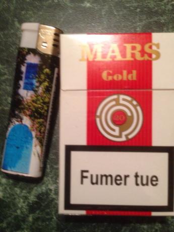 I-am cumpărat un cadou de producție Tunisia țigări. De fapt - țigări - nu foarte bun, dar pentru exotice pot fi luate. Acesta costă 4 dinari.