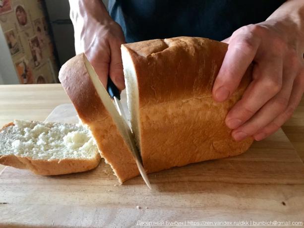 O felie de pâine o grosime ideala de 2 cm.